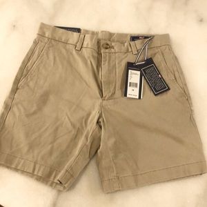 NWT Vineyard Vines khaki shorts size 28